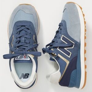 Women’s Athletic Sneakers in Shades of Blue